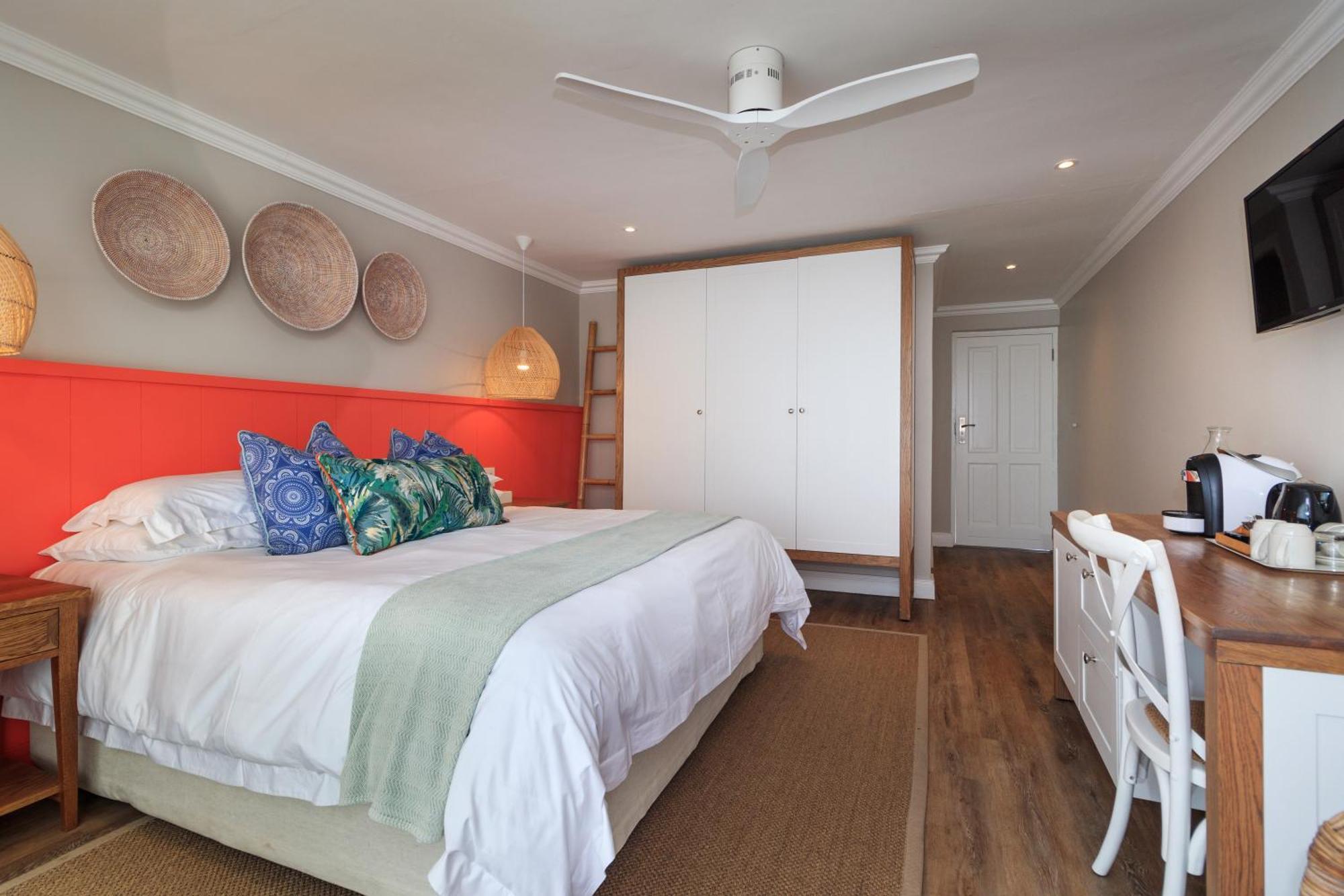 Morgan Bay Hotel Room photo